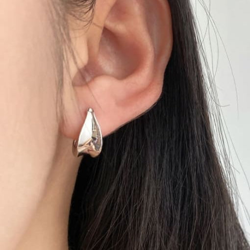 Remy -Sterling Silver Huggie Hoop - Silver