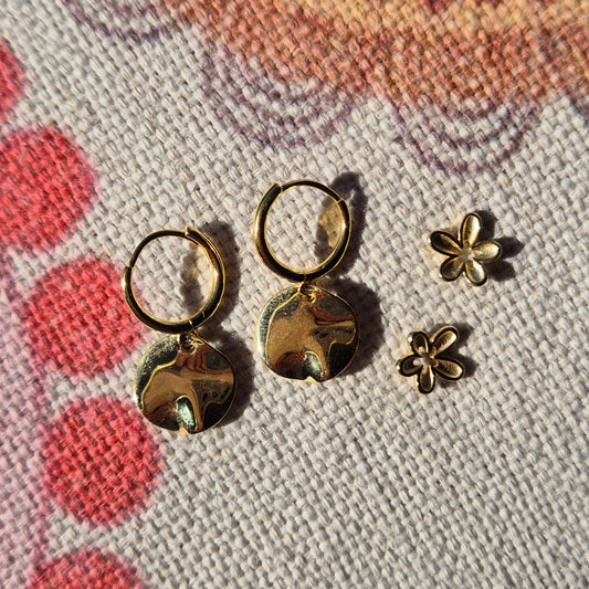 Phoebe - Sterling silver - Flower stud - Gold - Silver